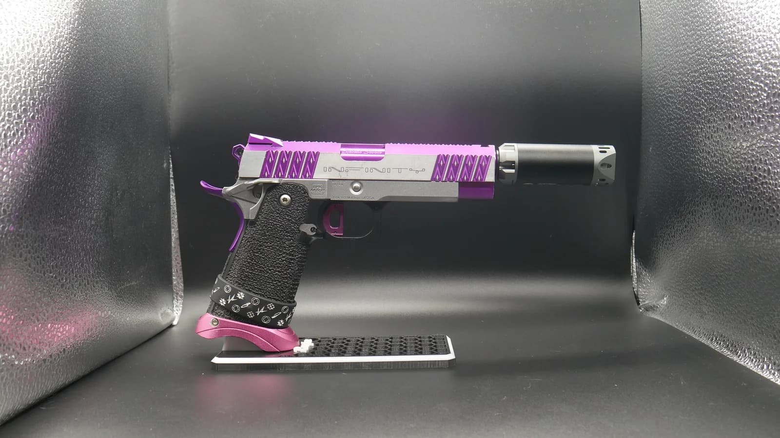 Phantom Signature Hi-Capa, left side