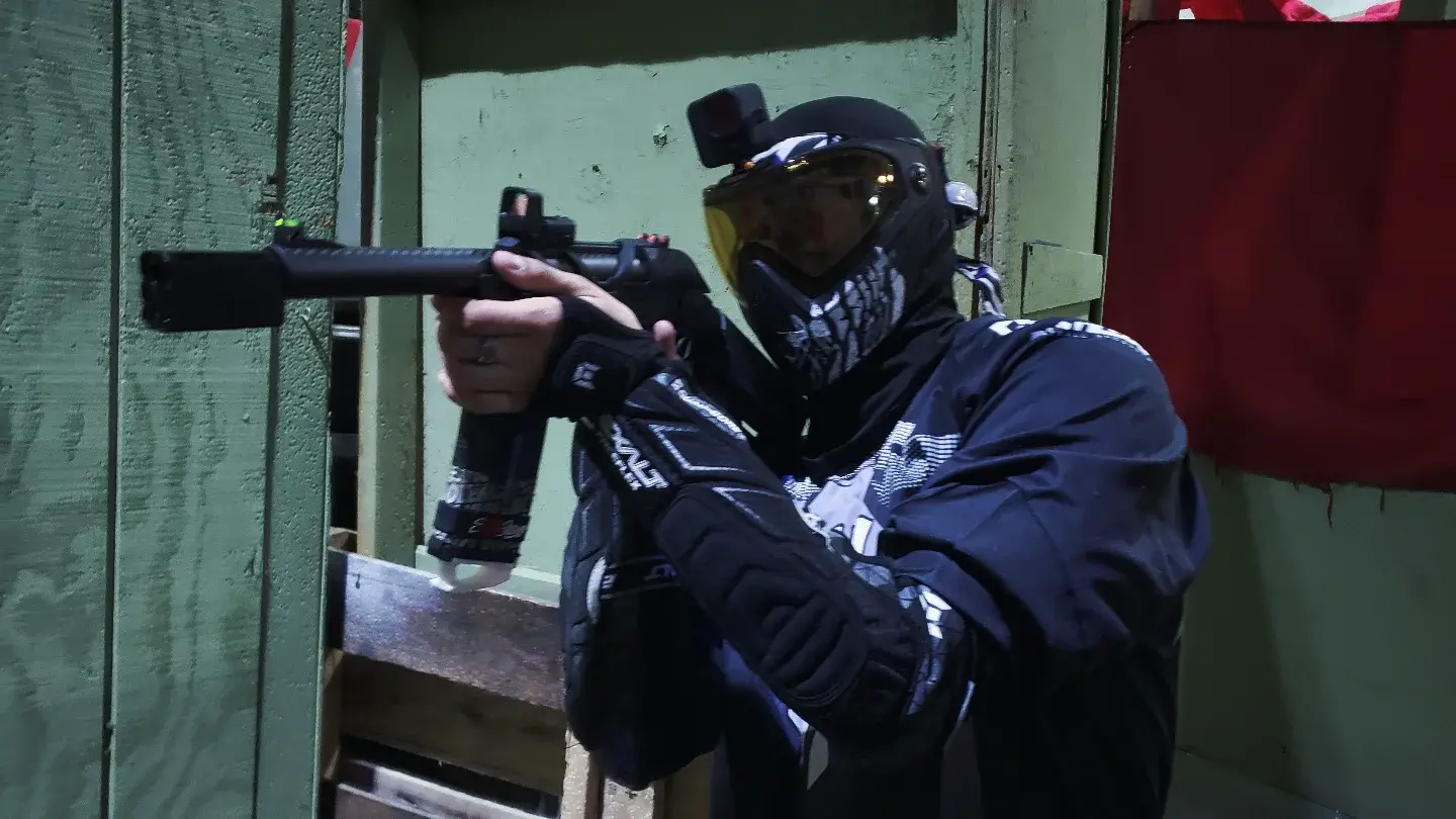 Phantom Reaper on the gun in the CQB house
